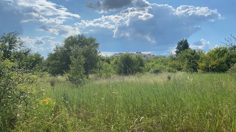 Продава се Парцел в Казанлък - 1210 кв.м за 13 €/кв.м - Снимка #1