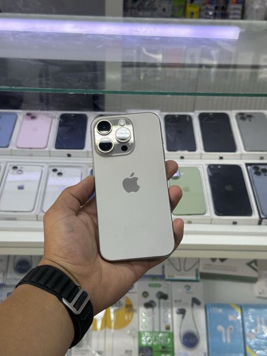 iphone 15 pro в идеальном состояний