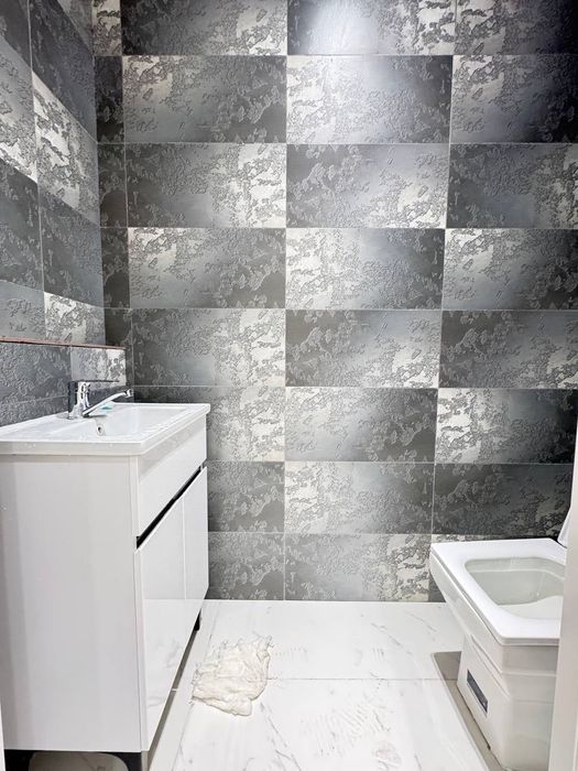 Чиланзар ул Лутфий 1 линия продается нежилое помещение 60 м2 срочно