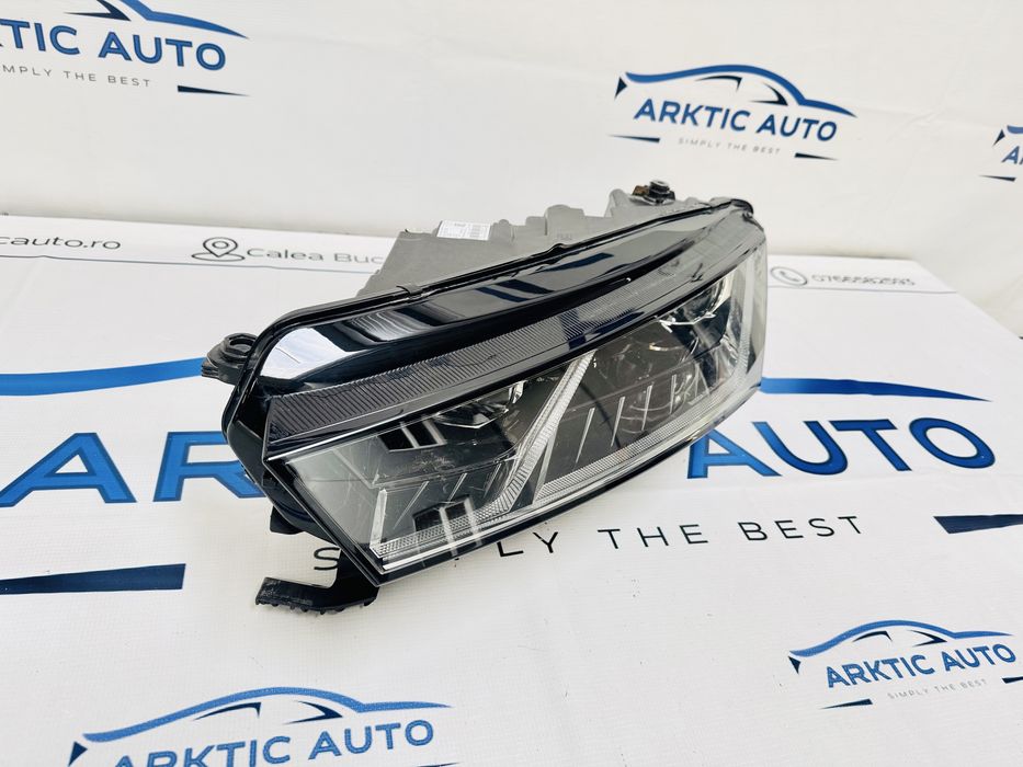 Far stanga Full Led Skoda Octavia 4 cod 5E4941015A