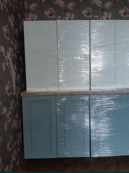 Продам кухонный гарнитуру