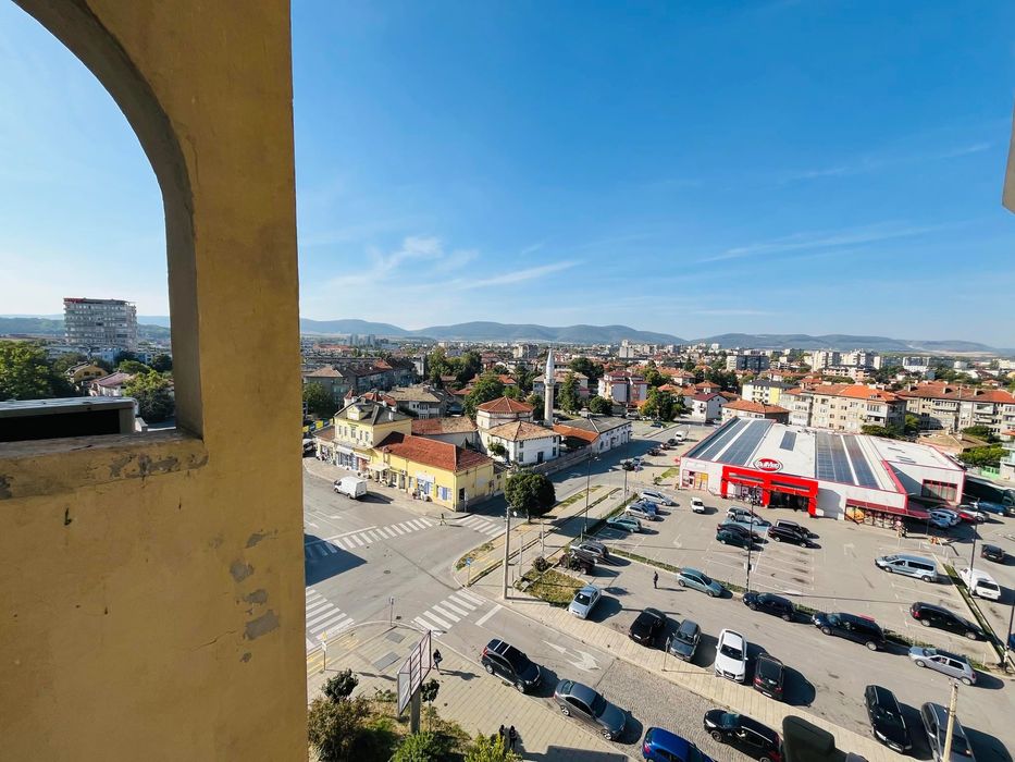 Двустаен апартамент Търговище център