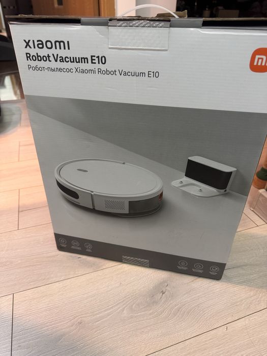 Vand aspirator robot Xiaomi Vacuum E10 cu functie de spalare