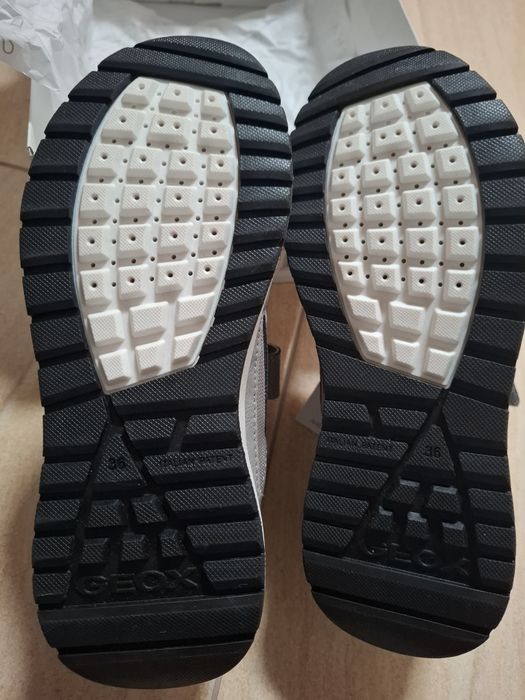 Geox 36 noi cu etichetă