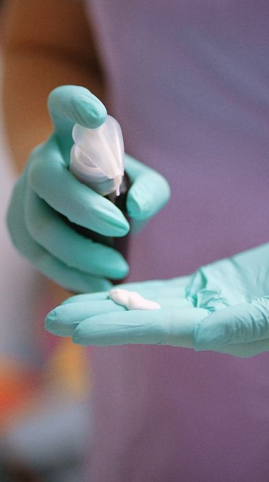 Servicii de cosmetică premium la domiciliu