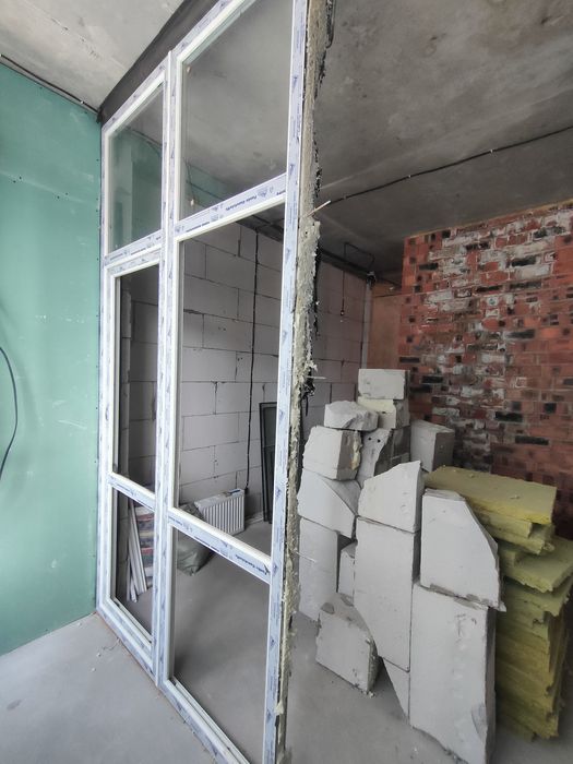 Двер .Пластик двер (есик)