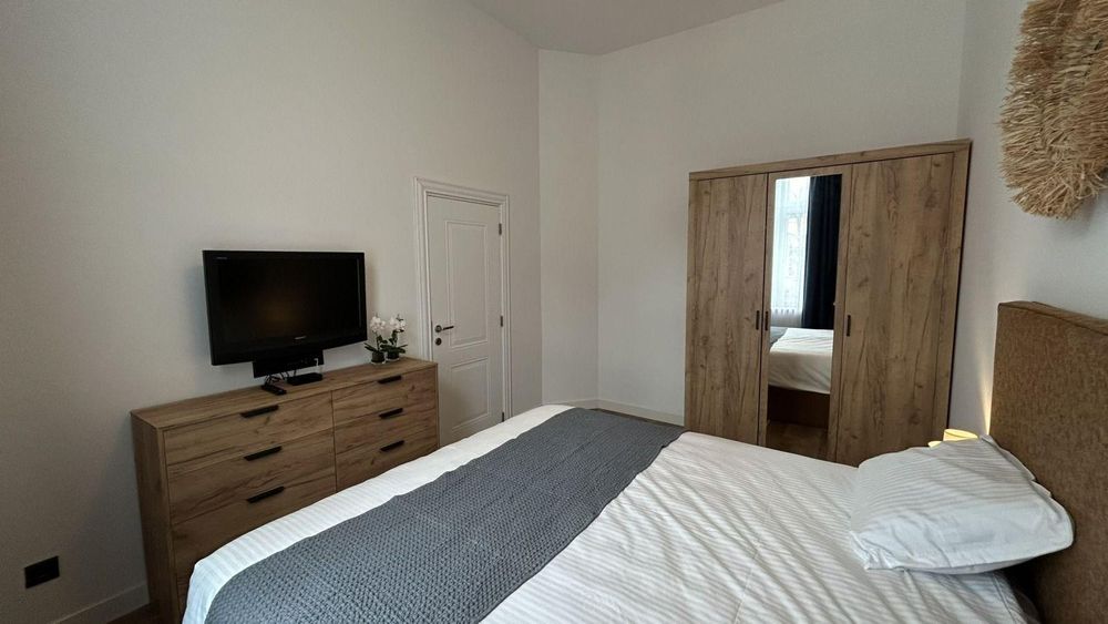 Дава се под наем Двустаен апартамент в София, Център - 67 кв.м за 799 € - Снимка #9