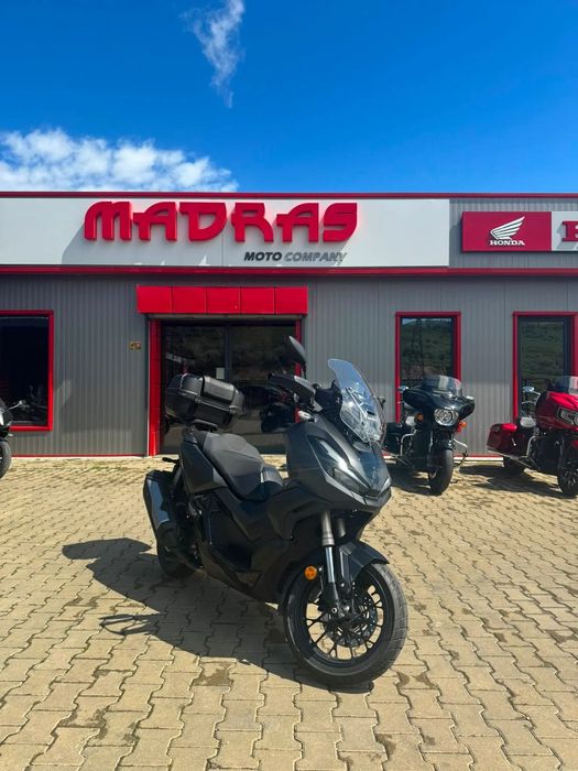 Honda ADV 350 Honda ADV 350 rulat impecabil