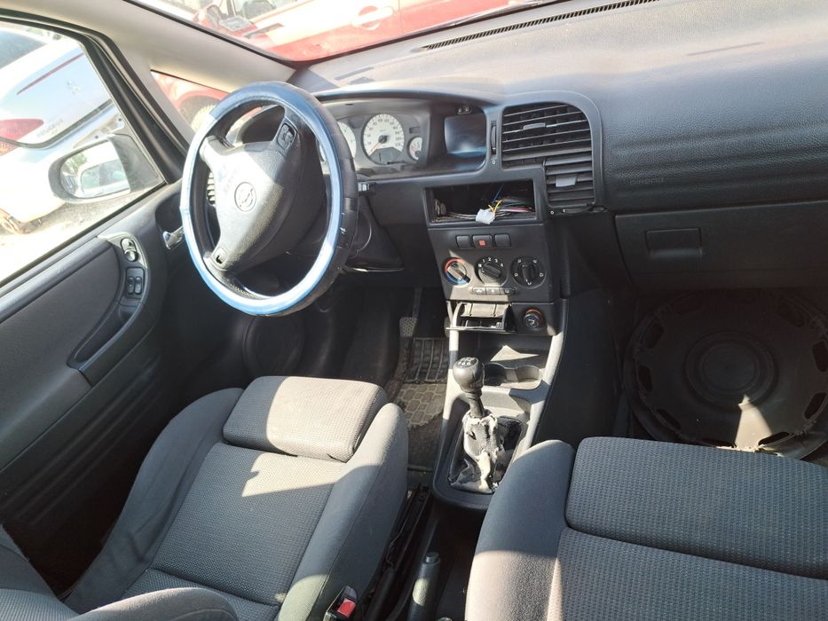 Опел Зафира 2.0dti на части !