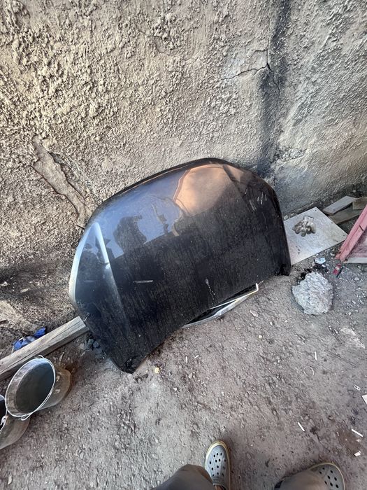 Продам капот на гранту