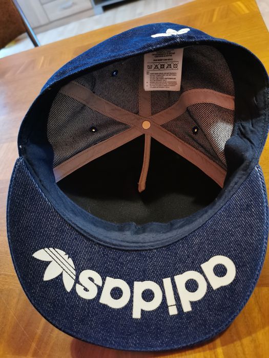 2 sepci NOI originale, Adidas si Snipes