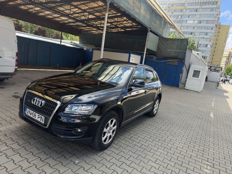 Vand Audi q5   170 cp 2.0 tdi