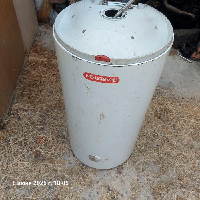 Водонагреватель аристон