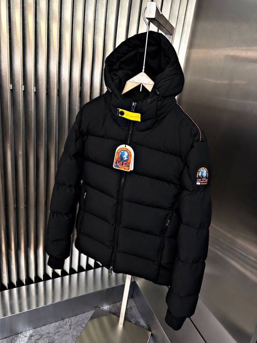 Geaca Parajumpers calitate superioara