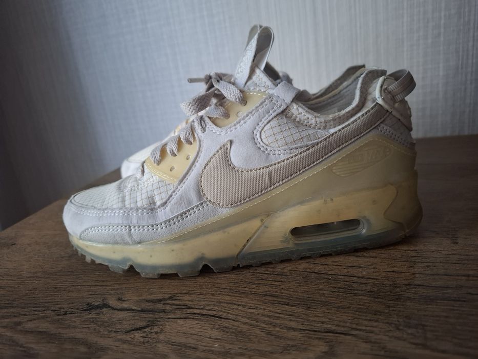 Nike air max 90 маратонки 36 номер.