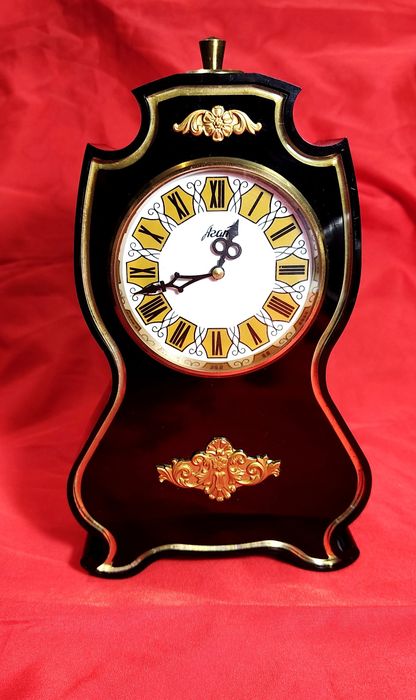 Настольные часы Агат, механика