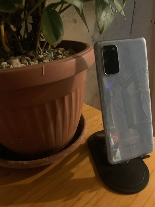 Samsung s20 plus