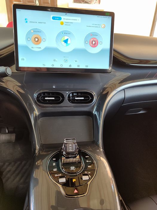 Byd e2 luxury sotiladi holati yaxshi