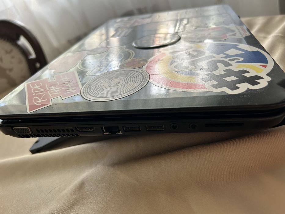 Vand Laptop Hp, functioneaza perfect, Windows 11 Pro