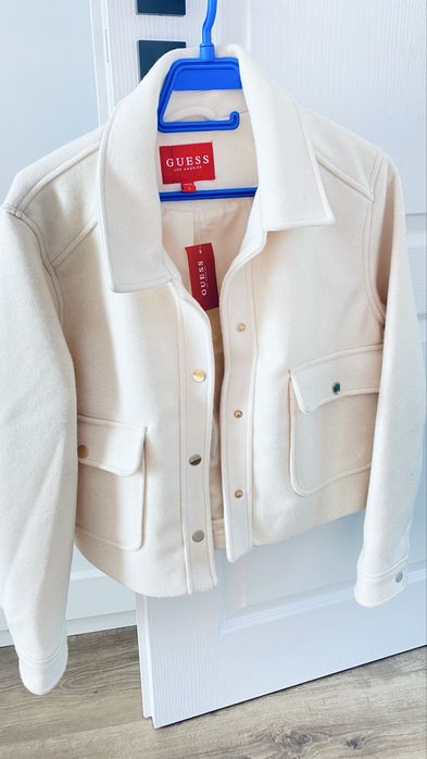 Яке  guess пролет/ есен