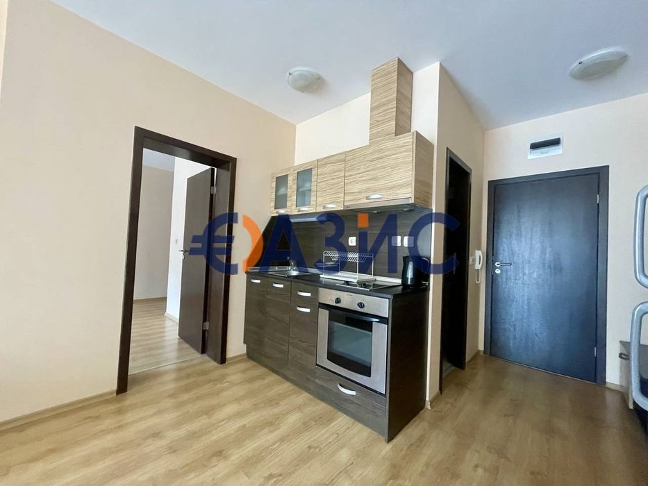 Продава се Двустаен апартамент в Свети Влас - 91 кв.м за 1594 €/кв.м - Снимка #5