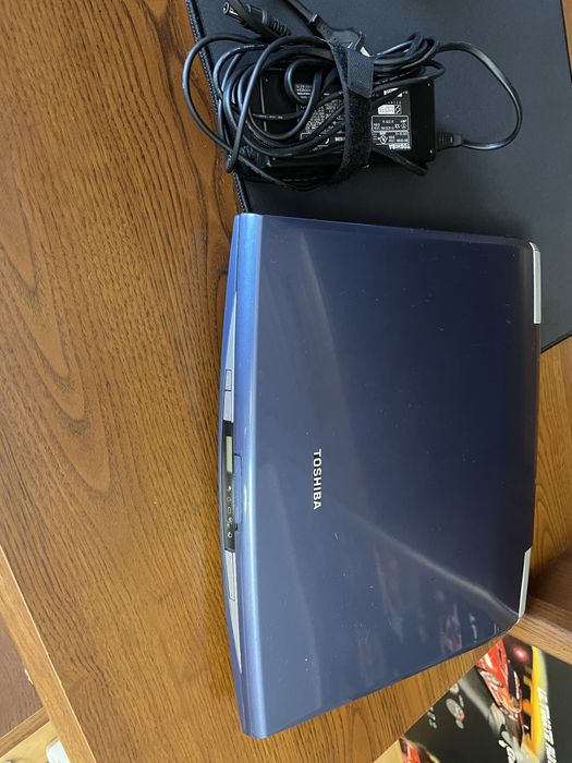 Ноутбук toshiba