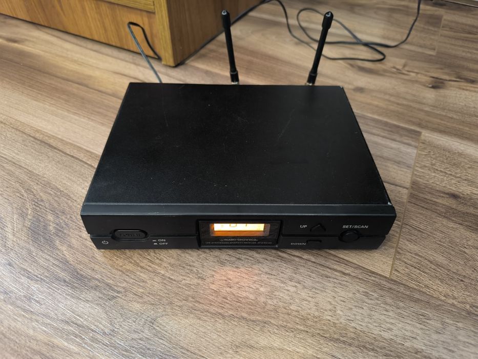 Receiver Audio Technica ATW-R2100 Microfon wireless  ATW-T341