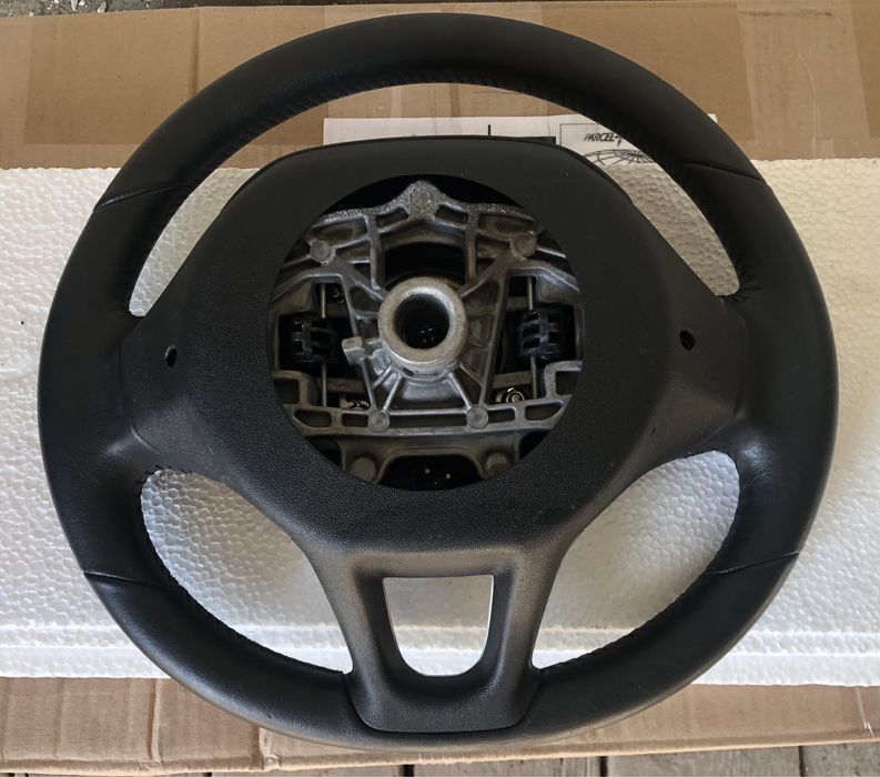 Волан Пежо 208 2013г, стелки пежо 308 2015г. други части предна броня