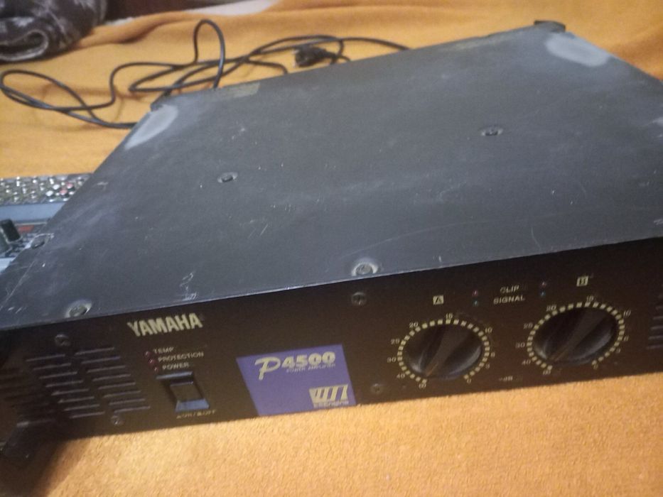 Пулт Yamaha, стъпало Yamaha, Behringer пулт