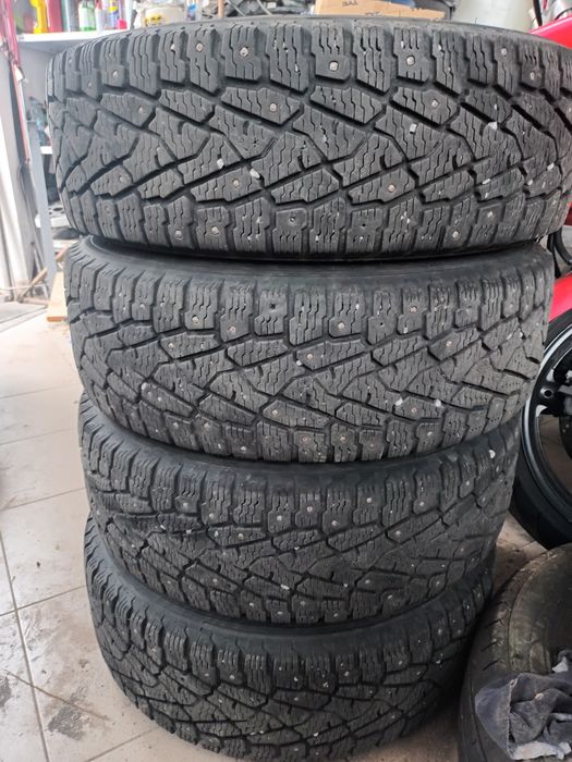 Mercedes vito зимни гуми  205 65 16 цола