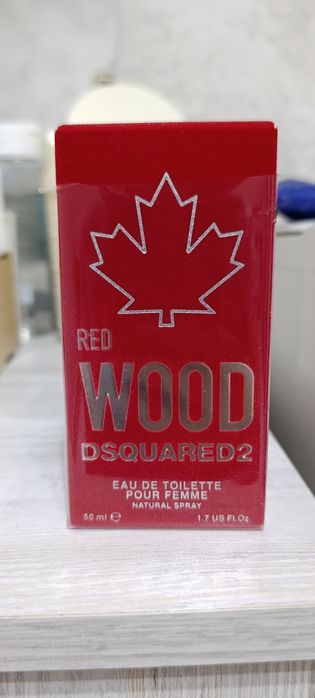 Туалетная вода для женщин RED WOOD DSQUARED2, Италия