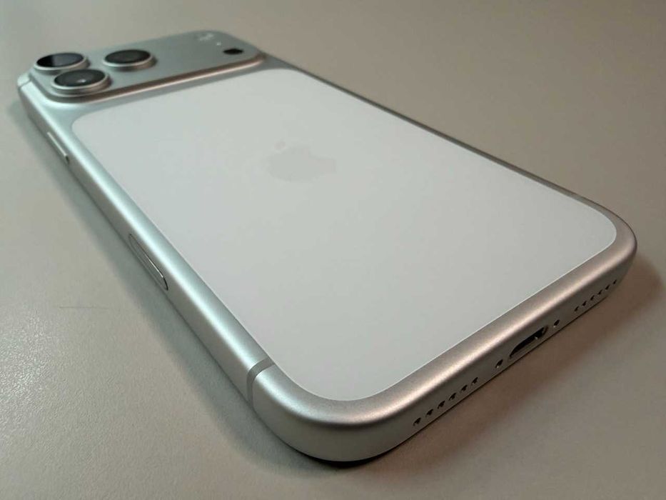  Apple / iPhone 17 Pro Max / 256 Gb / Silver / 65 Incarcari