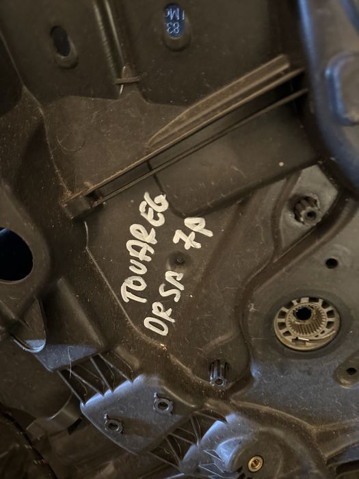Macara geam stanga dreapta fata spate Volkswagen Passat B5 b5.5 b6 b7 b8 CC touareg 7p golf 5 6 7