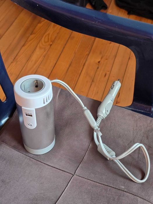 Инвертор за ток 12/220 v