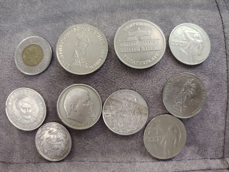 Продам монеты.  .