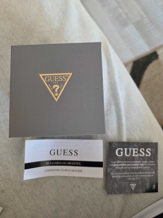 Часовник на guess