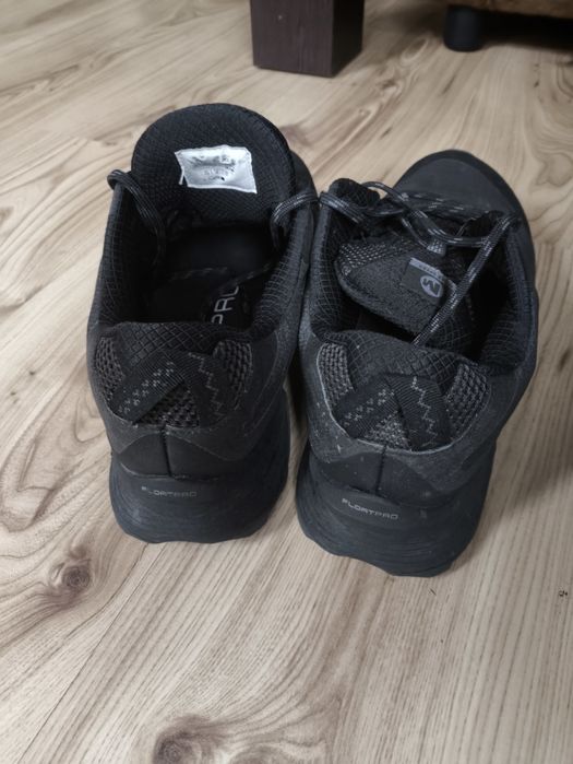 Перфектните спортно обувки Merrell Moab Speed