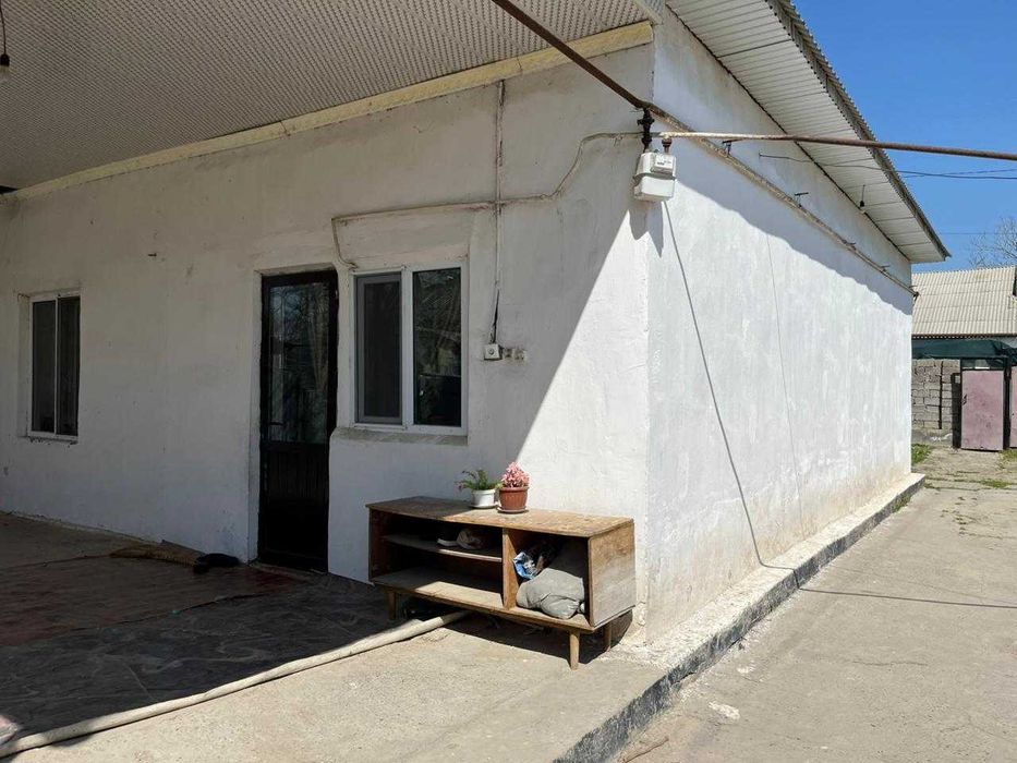 Үй сатылады . 4 бөлмелі