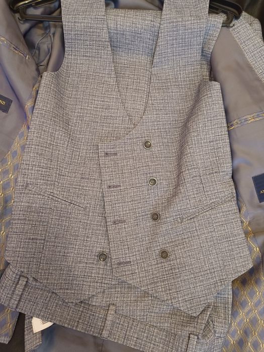 Продам костюм двойка