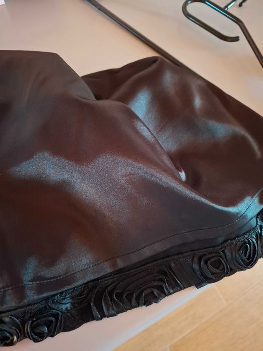 Rochita ocazie noua, neagra