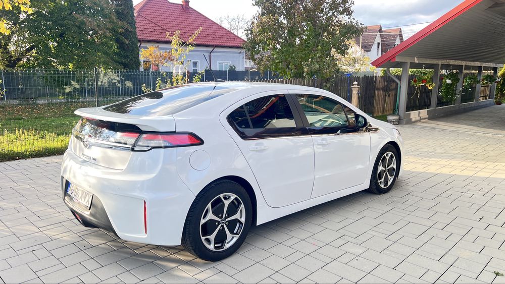 De vanzare,super oferta doua masini la pret de una,Opel Ampera Hibrid