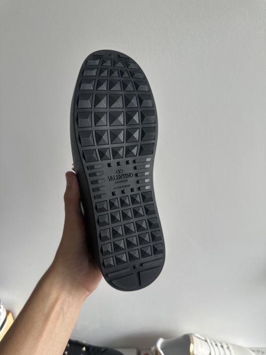 Adidiasi valentino garavani custom