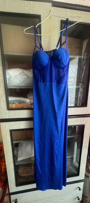 луксозна вечерна рокля