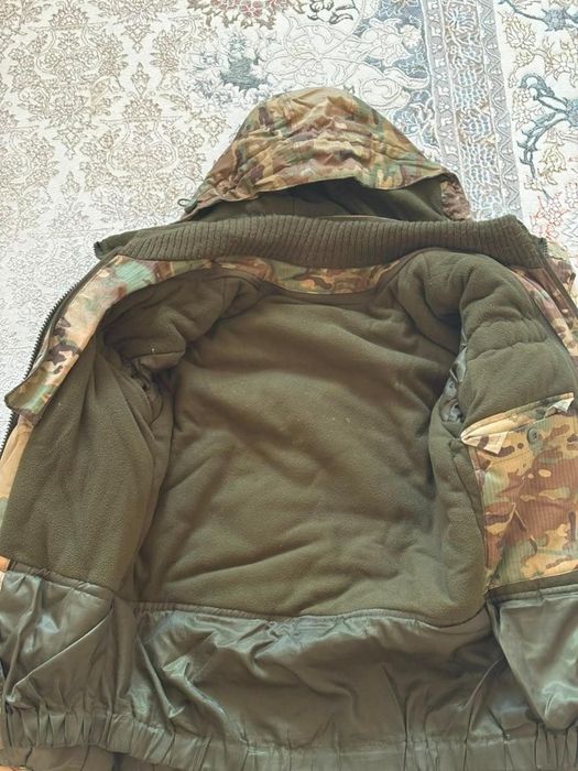 Продам бушлат Размер-44/170 СРОЧНО
