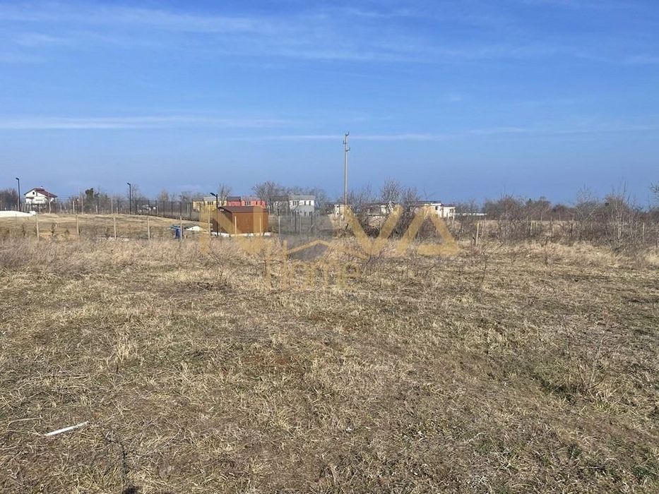 Продава се Парцел в Варна, м-т Прибой - 1200 кв.м за 70 €/кв.м - Снимка #1