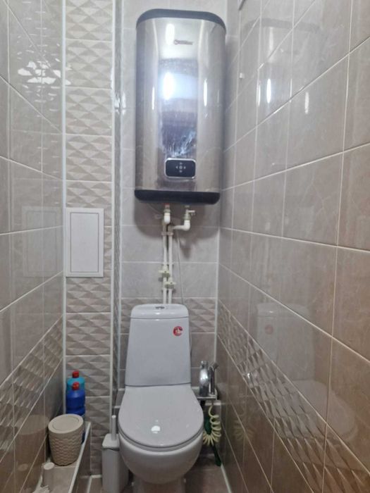 продам 2х ком квартиру центр