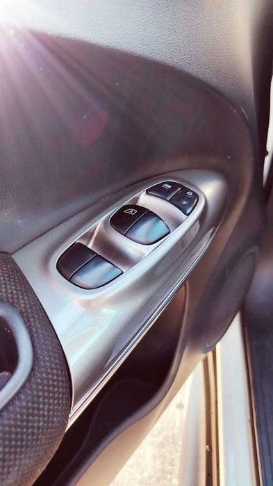 Nissan Juke 1,6 petrol automatic CVT Нисан Джук 1,6 бензин автомат СВТ