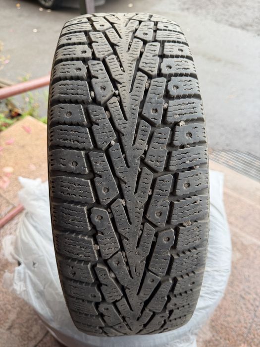 Комплект зимней резины 185/60 R 14