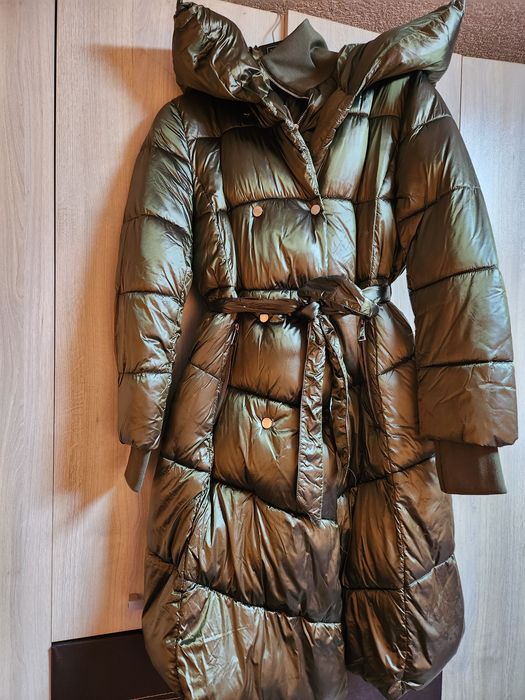 Дамски връхни дрехи