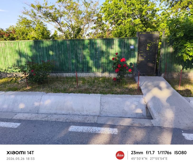 Teren de vânzare 1000  m², intravilan ,la stradă asfaltată cu căsuță de vacanță, în Mihail Kogălniceanu , com. Smârdan